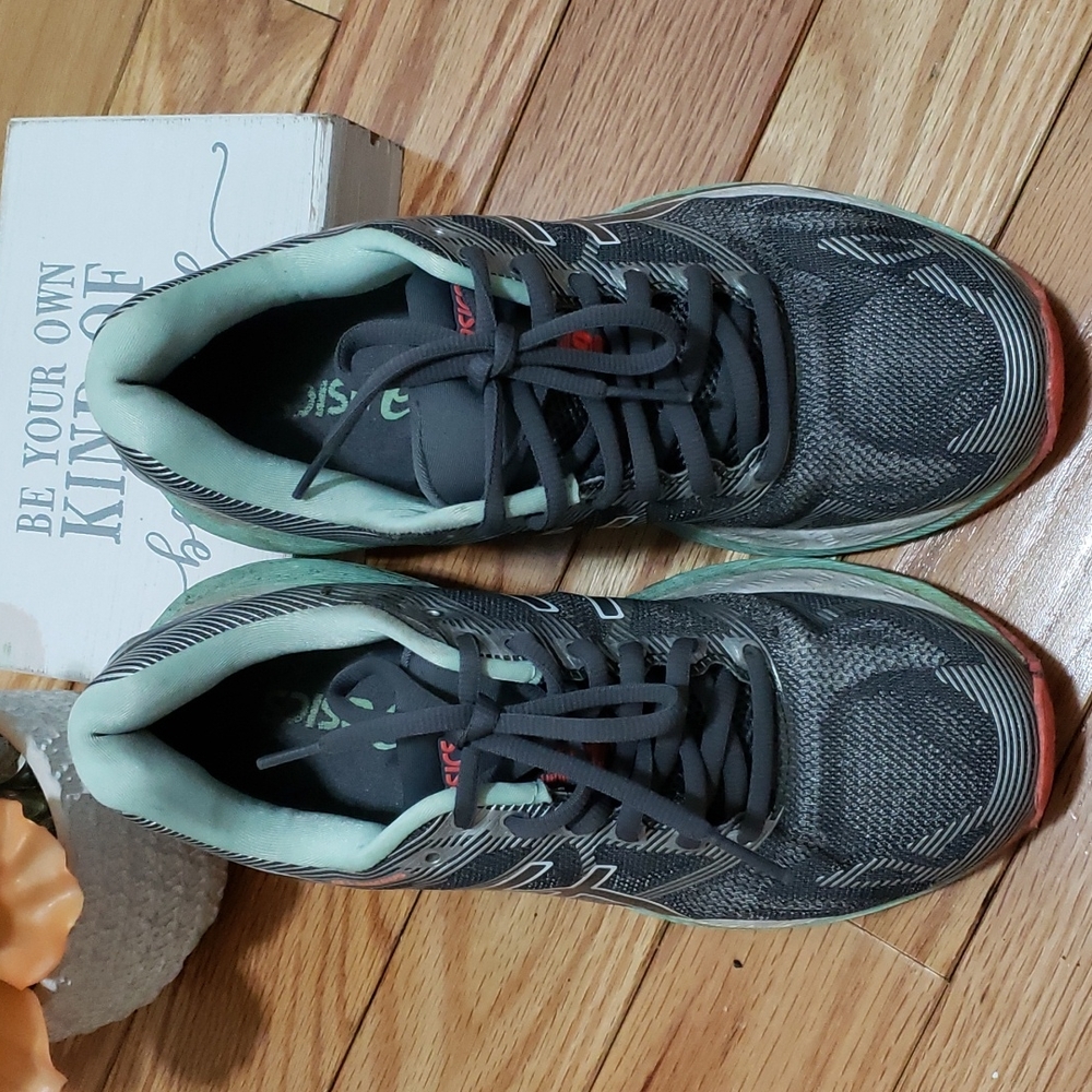 ✳️FIRM price✳️ Gel Gray Women's Running Shoes